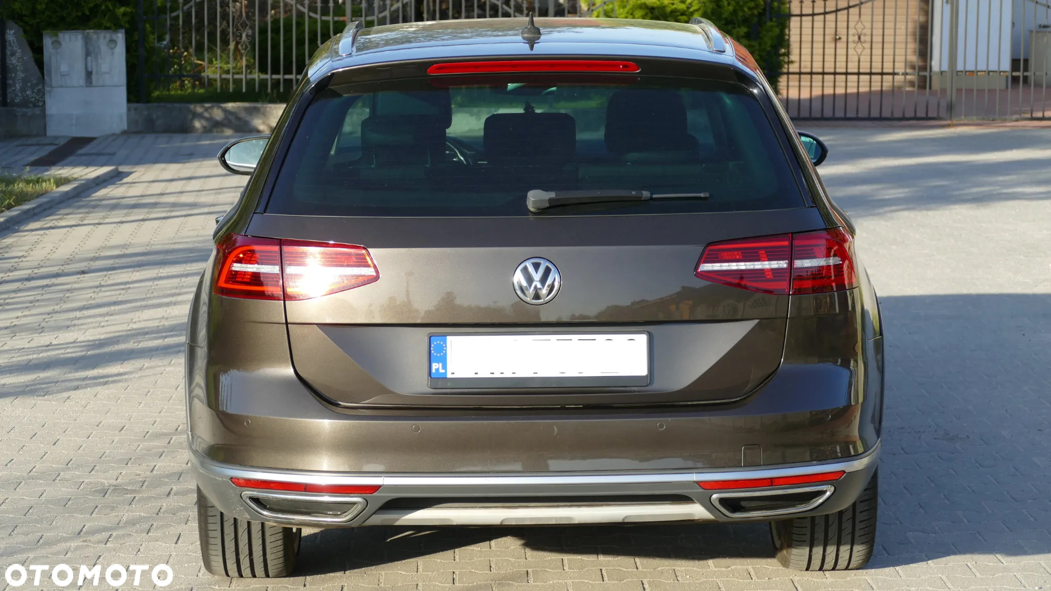 Volkswagen Passat 2.0 TDI 4Mot Elegance DSG - 2
