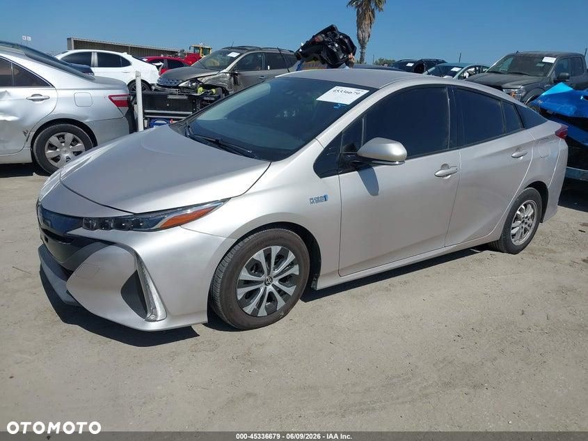 Toyota Prius 1.8 Hybrid Premium - 4