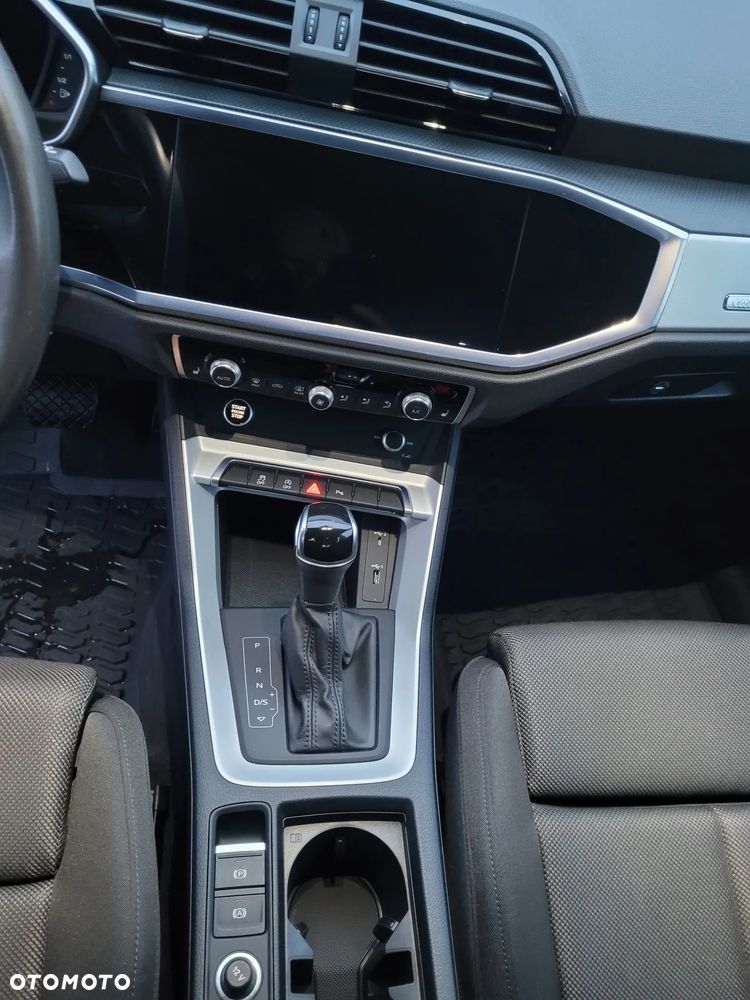 Audi Q3 35 TDI S tronic - 9