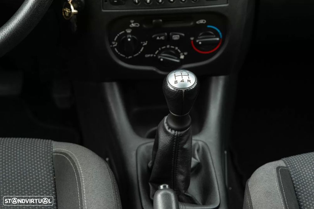 Peugeot 206+ 1.1 Urban - 12