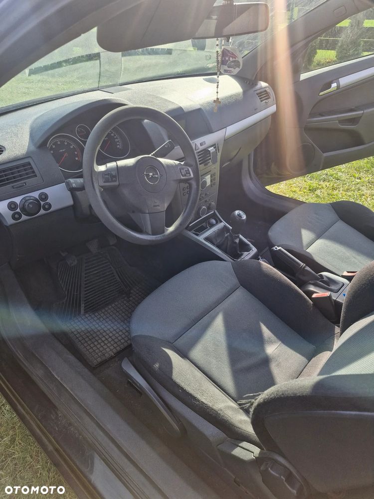 Opel Astra - 4