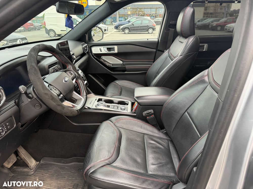 Ford Explorer 3.0 PHEV ST-Line - 17
