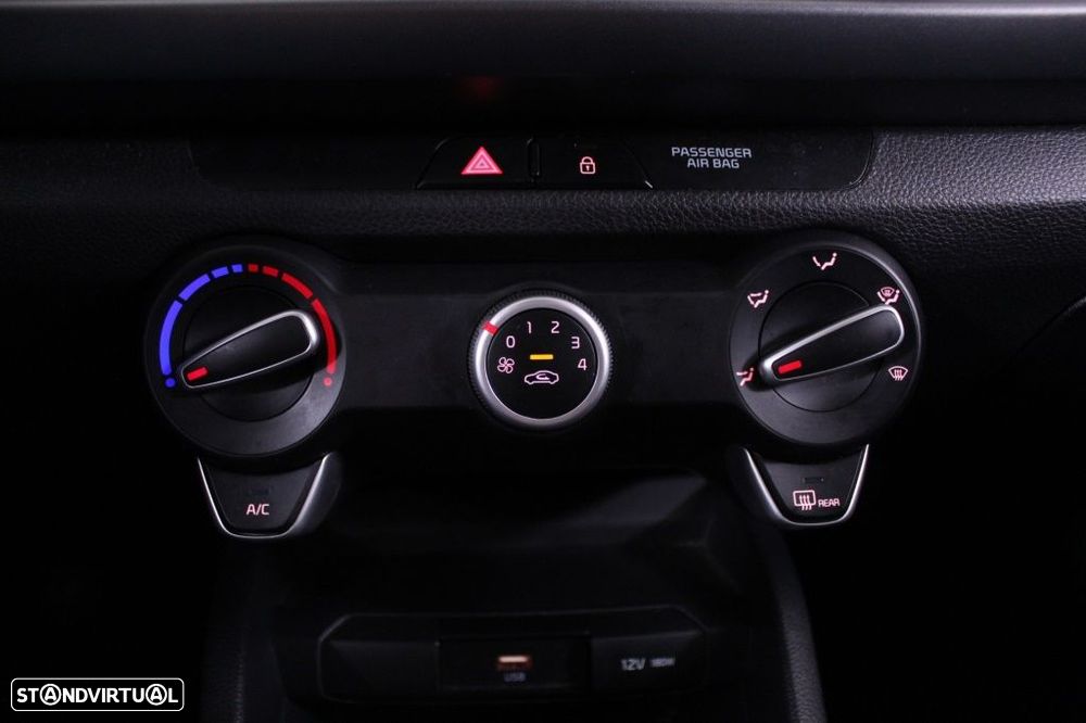Kia Rio 1.2 CVVT Dynamic - 28