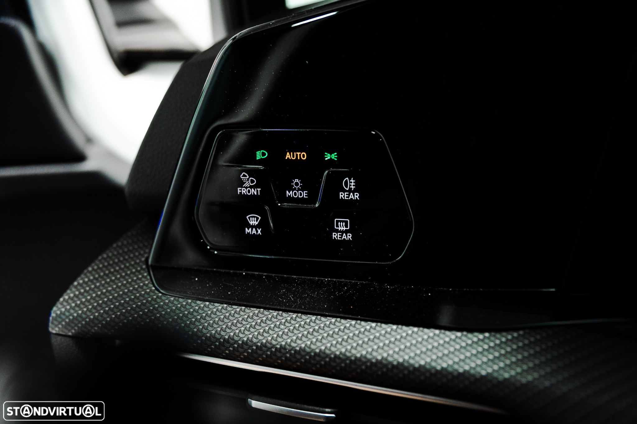 VW Golf 2.0 TSI R DSG - 16