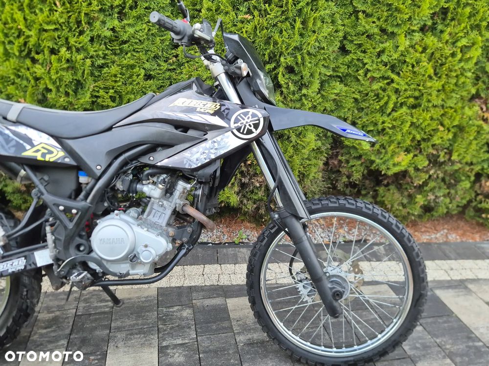 Yamaha WR - 8