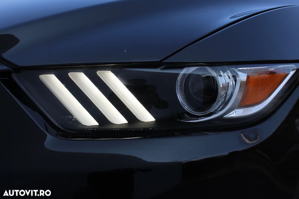 Ford Mustang 2.3 EcoBoost Aut. - 31