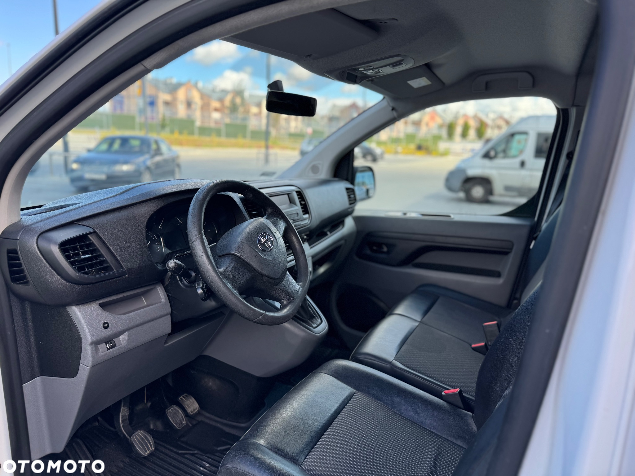Toyota ProAce Kombi 1.6 D-4D Medium 2,7t - 7