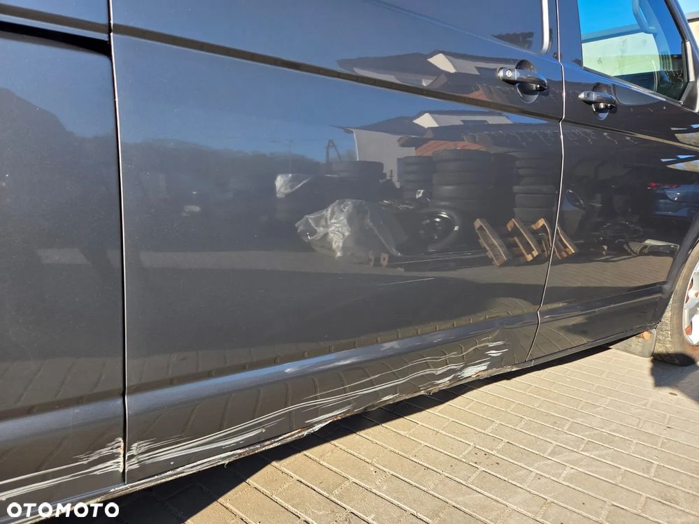 Volkswagen Transporter - 28