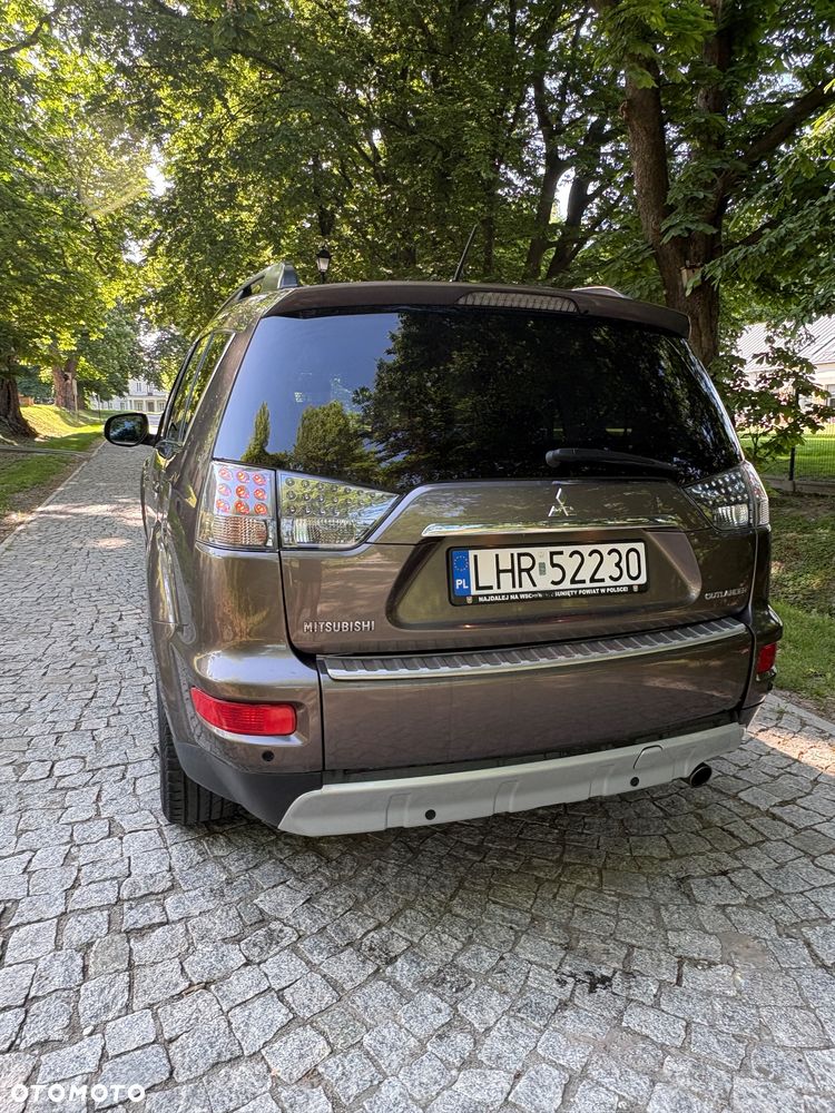 Mitsubishi Outlander 2.0 Intense + 2WD CVT - 2