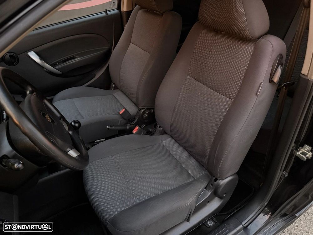Chevrolet Aveo 1.2 LS - 10