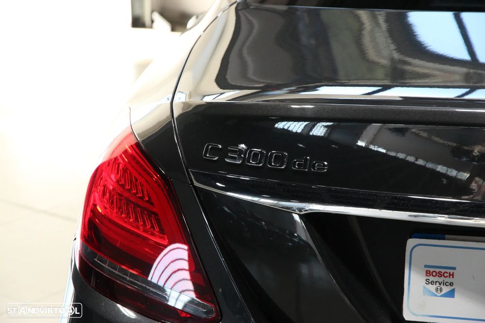 Mercedes-Benz C 300 de AMG Line - 6