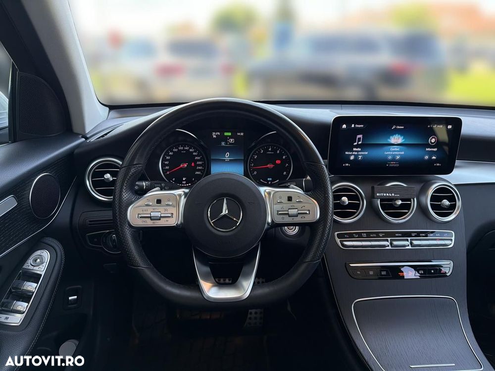 Mercedes-Benz GLC 300 4MATIC MHEV - 10