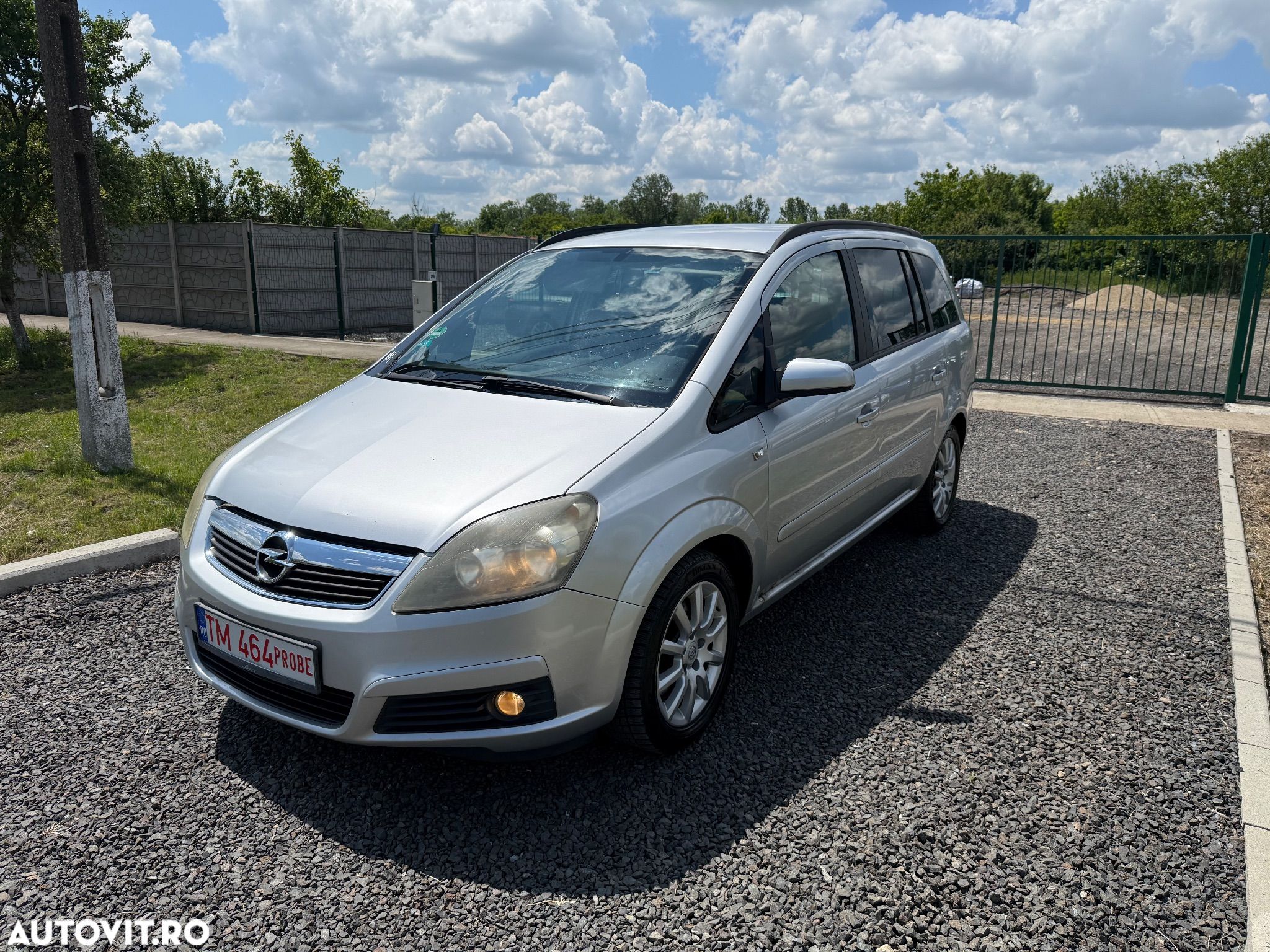 Opel Zafira 2.0 TDi Comfort - 1