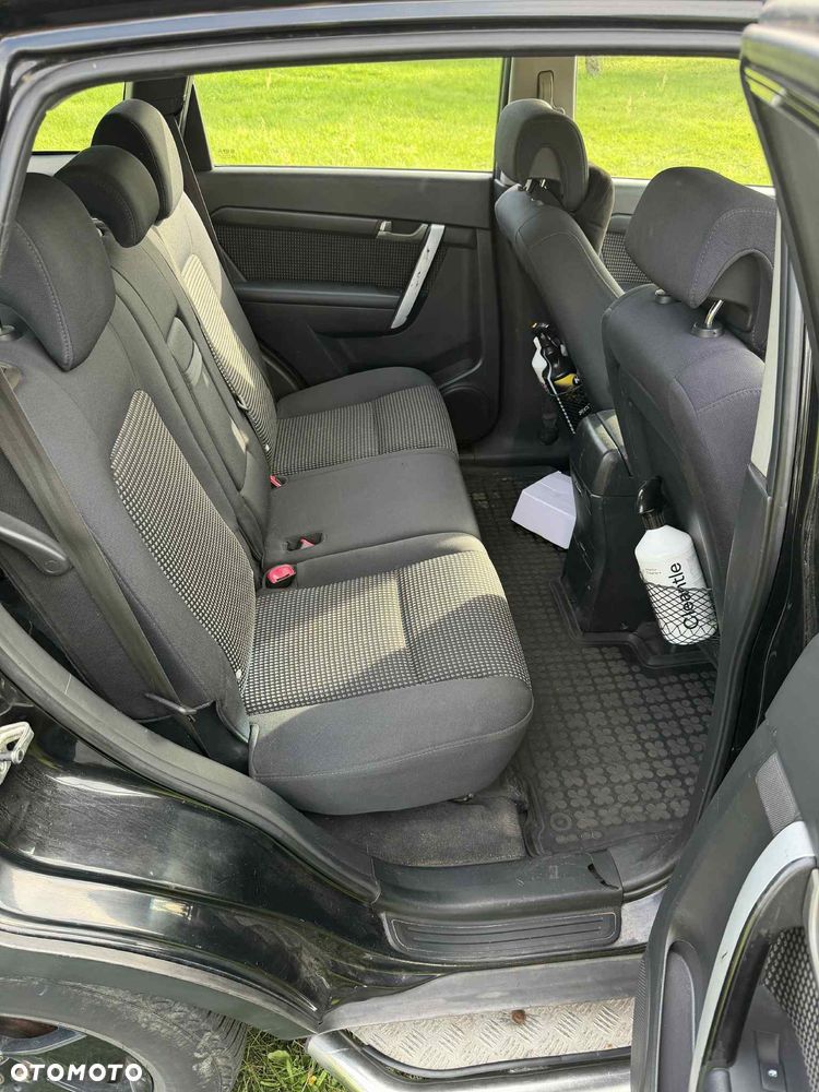 Chevrolet Captiva 2.4 LS - 6