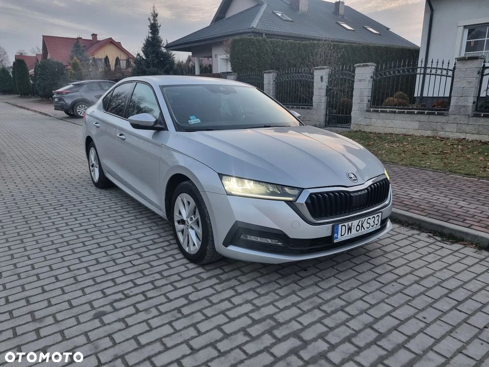 Skoda Octavia 2.0 TDI Selection - 4