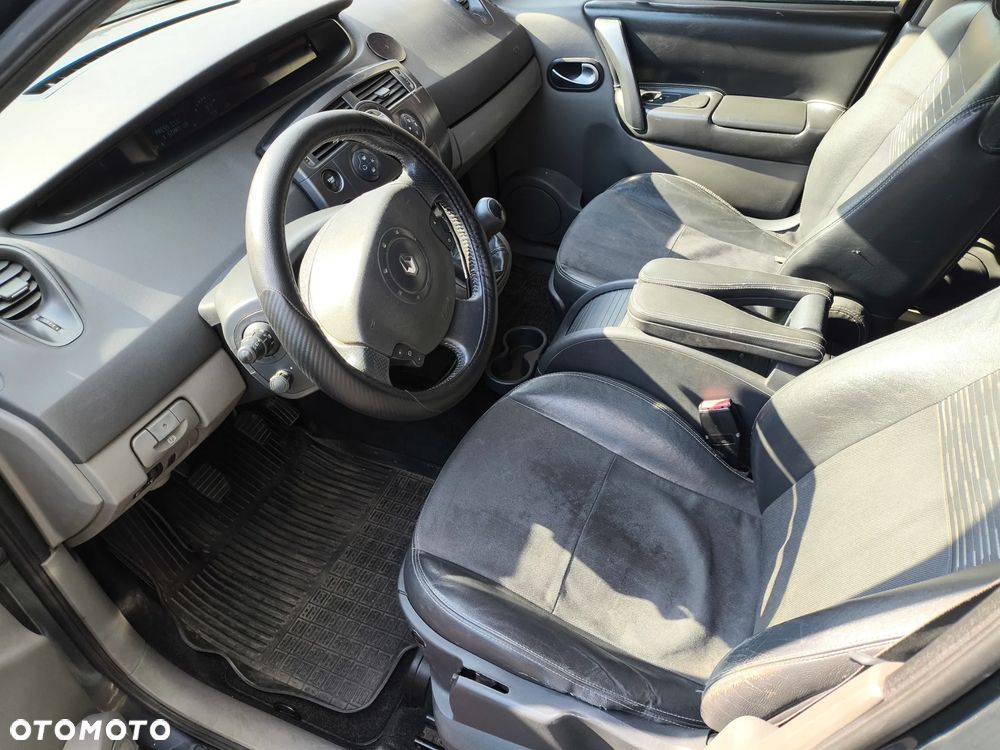 Renault Megane 1.9 dCi Luxe Expression - 6