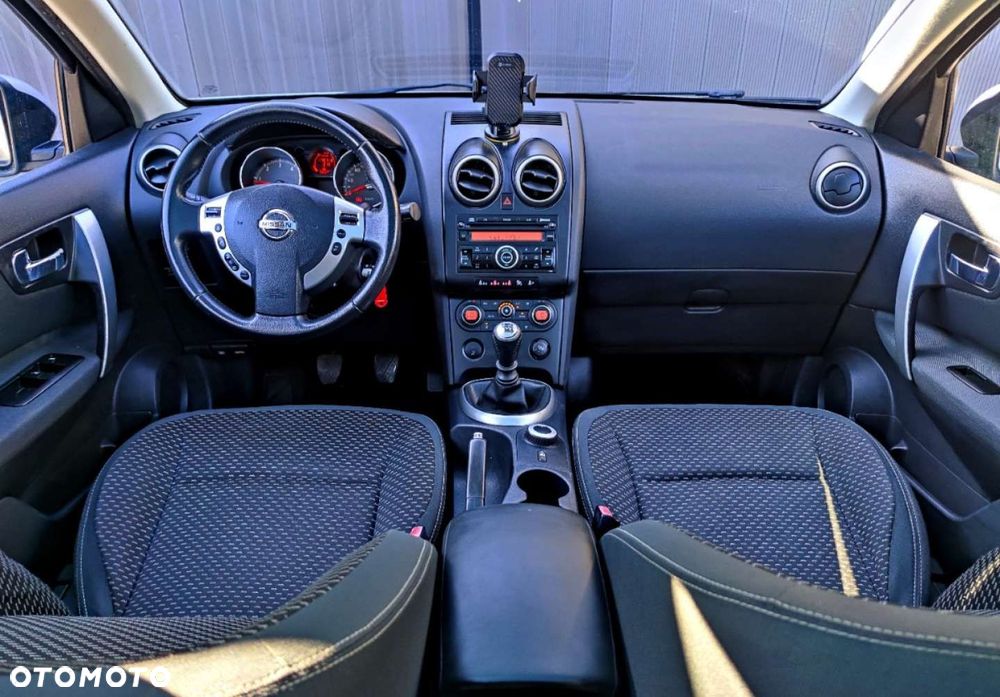 Nissan Qashqai+2 - 34