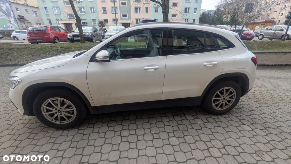 Mercedes-Benz GLA 200 Business Edition - 10