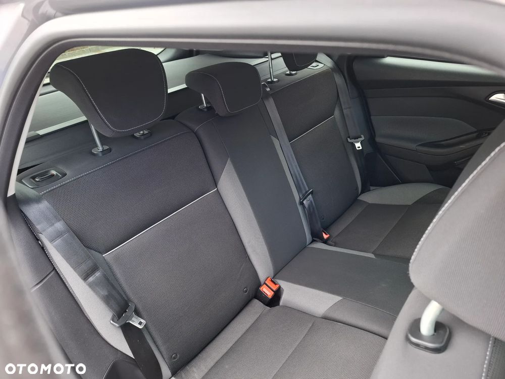 Ford Focus 1.6 Gold X (Trend) - 28