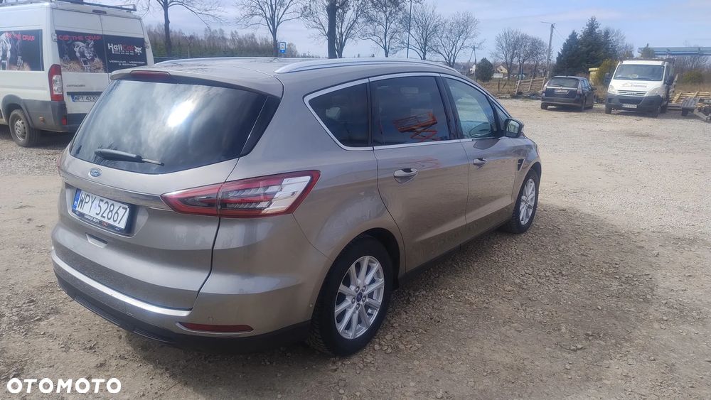 Ford S-Max 2.0 TDCi Titanium PowerShift - 6