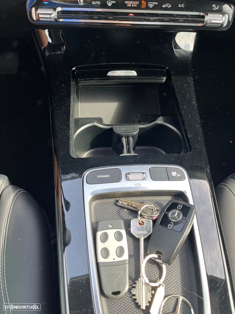 Mercedes-Benz A 200 Standard - 13