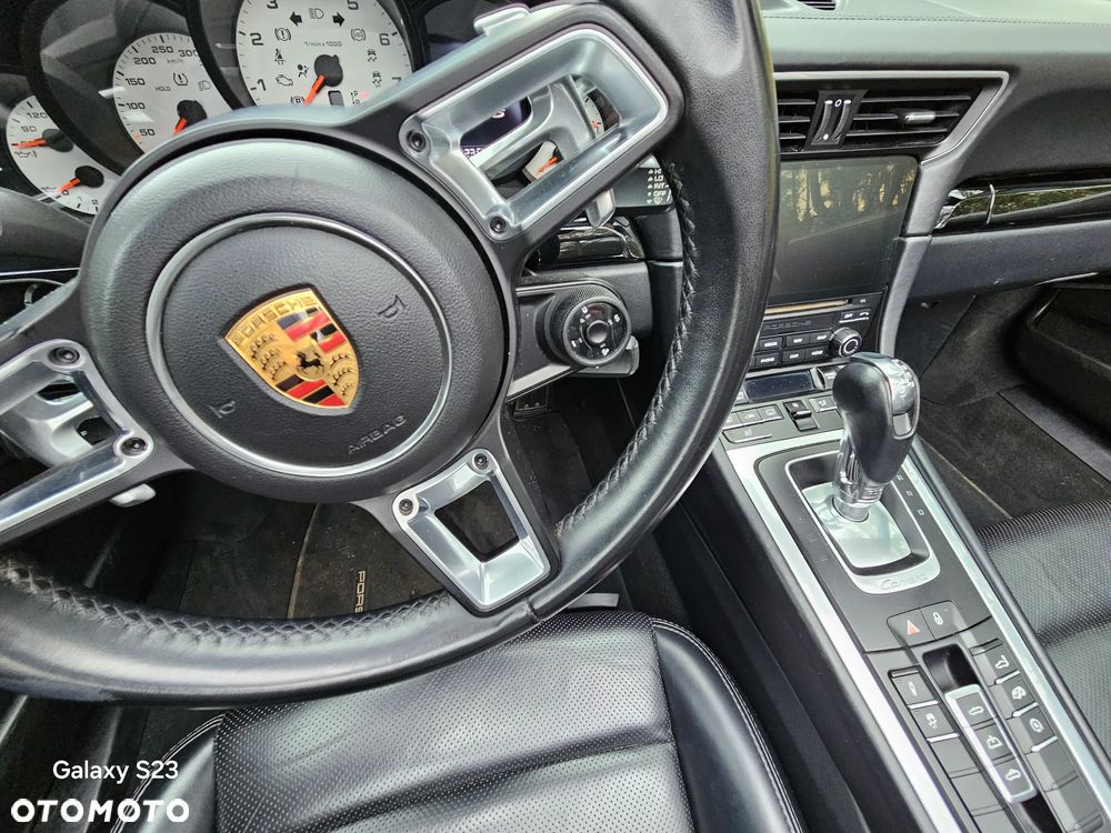 Porsche 911 Carrera 4S PDK Cabrio - 11
