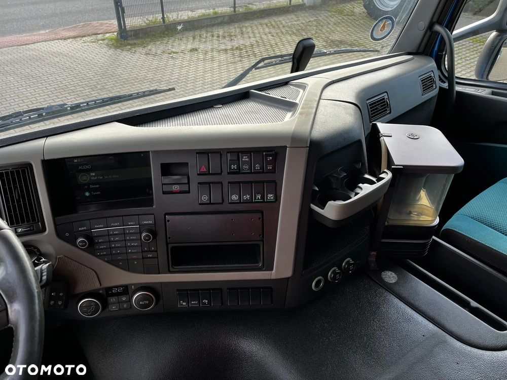 Volvo 6x4 FM 500 OŚ PODNOSZONA HYDRAULIKA SERWISOWANY LODÓWKA - 24