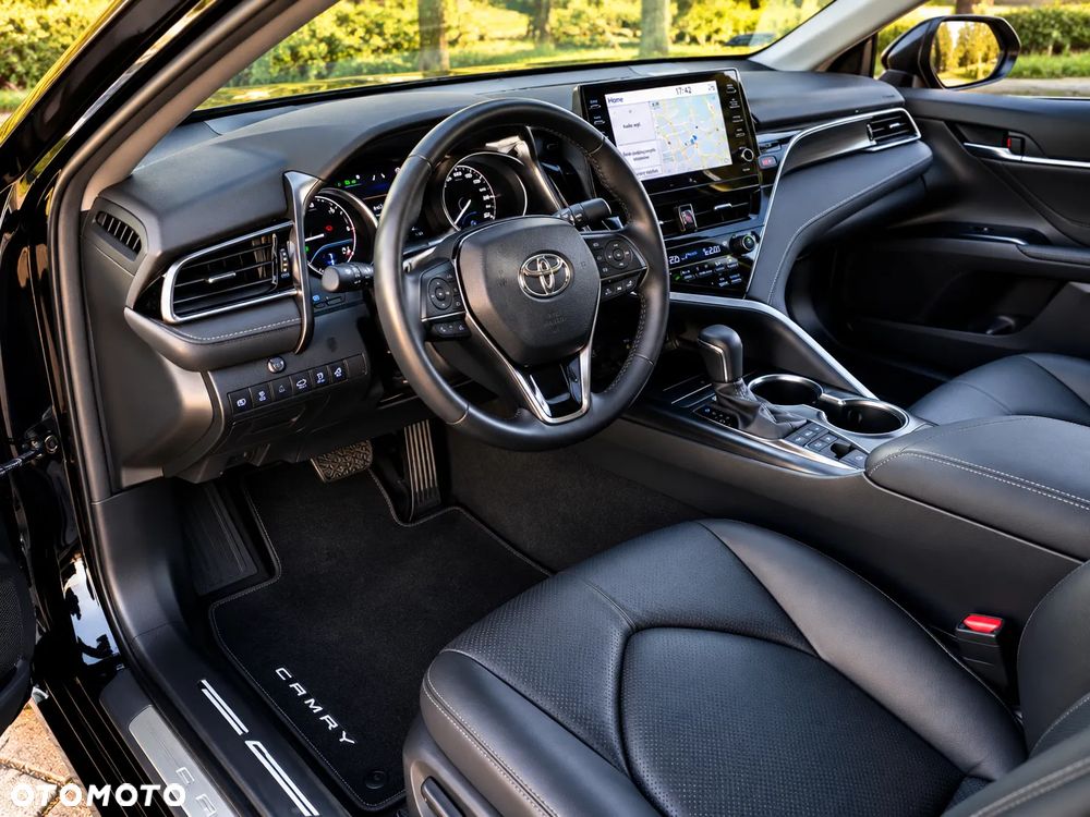 Toyota Camry 2.5 Hybrid Executive CVT - 4