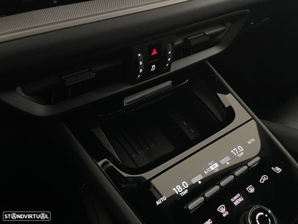 Porsche Cayenne Coupé E-Hybrid - 53