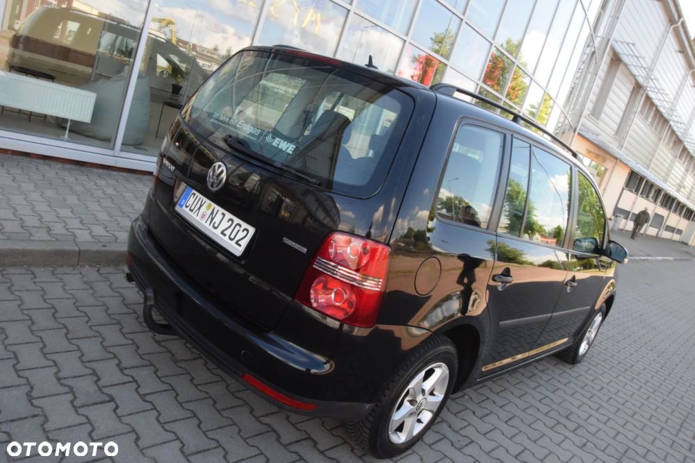 Volkswagen Touran 2.0 EcoFuel United - 10