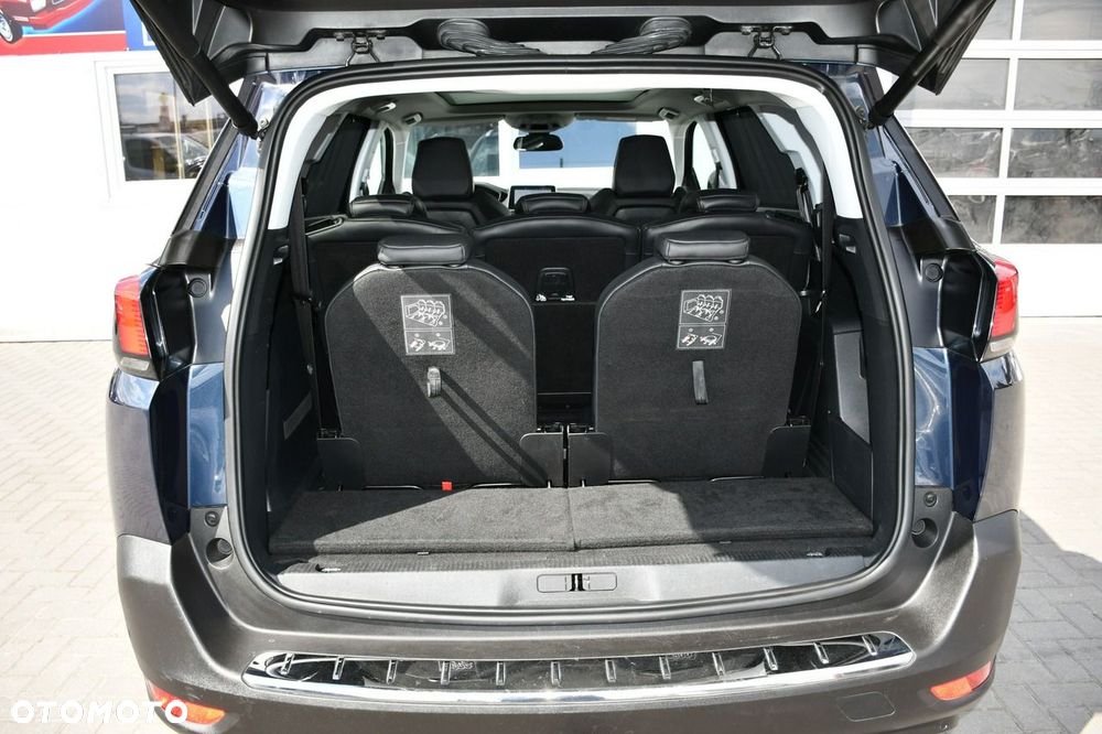 Peugeot 5008 - 37