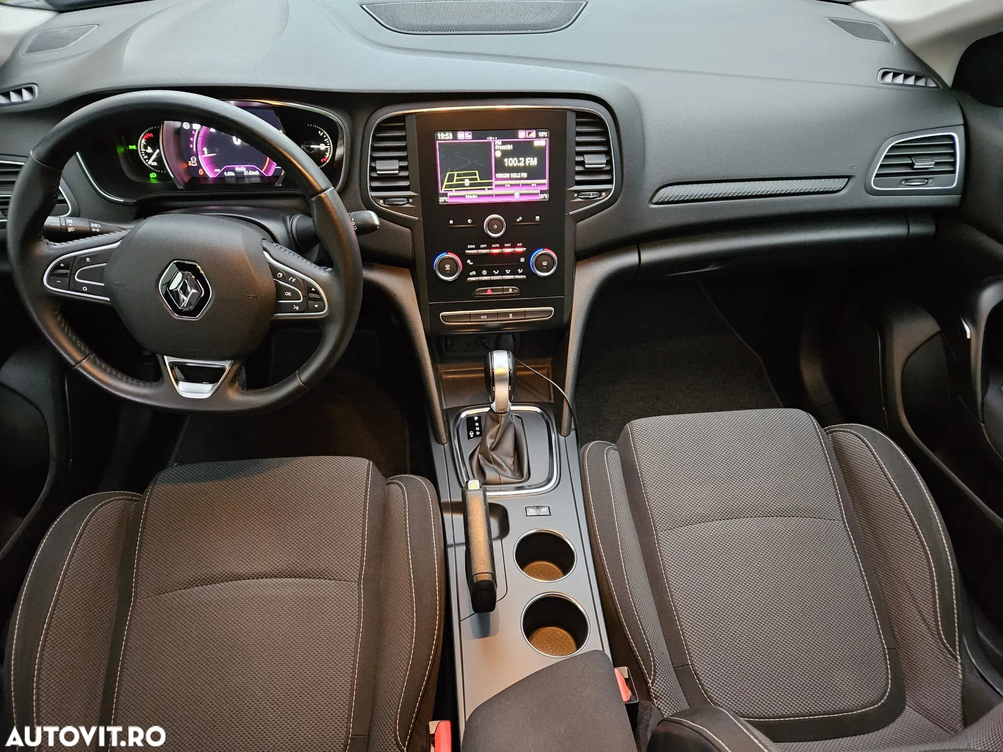 Renault Megane - 8