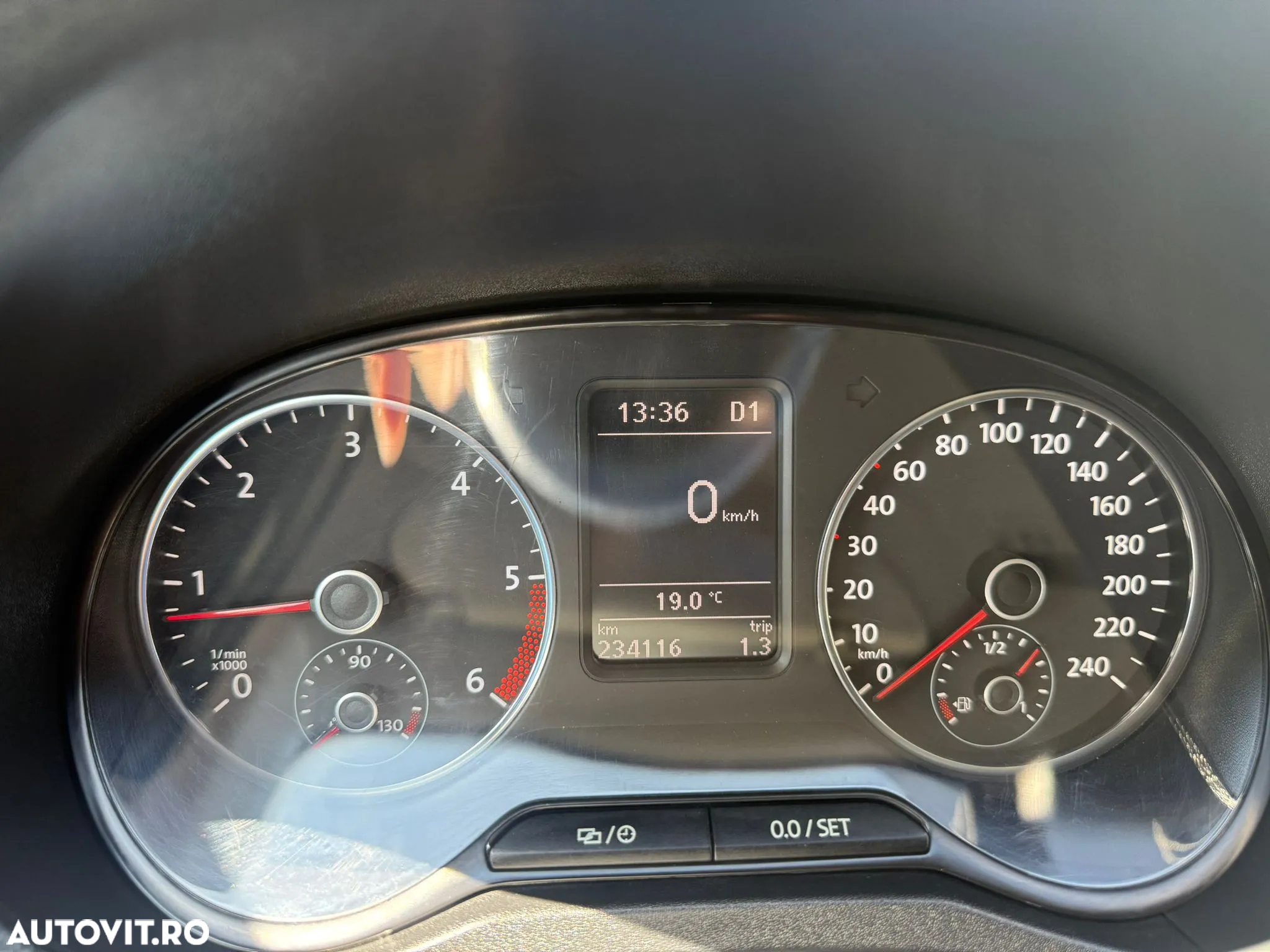 Volkswagen Amarok 2.0 BiDI 4x4 Cabina Dubla Highline Aut. - 11
