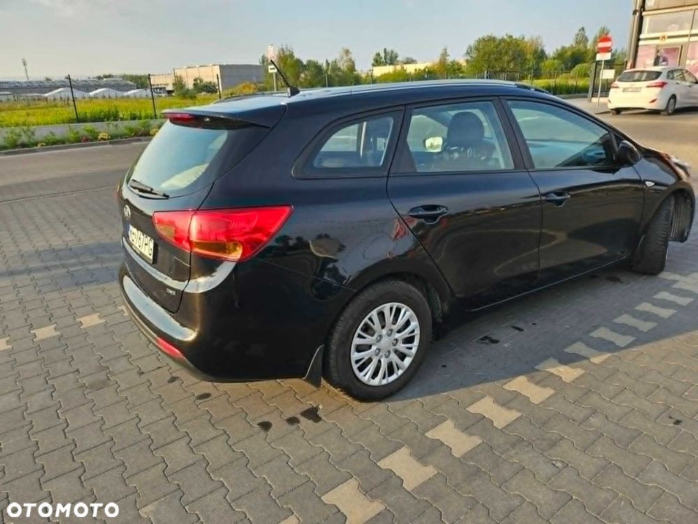 Kia Ceed - 3