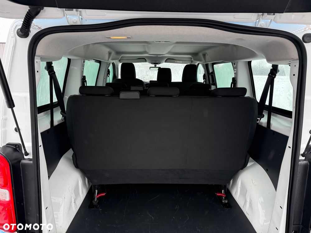 Peugeot Expert Kombi Standard 2,8t - 12