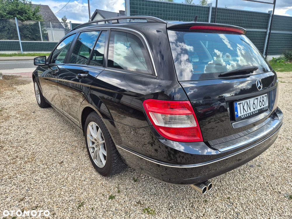Mercedes-Benz Klasa C 180 K BlueEff Elegance - 3