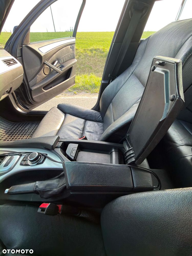 BMW Seria 5 - 22