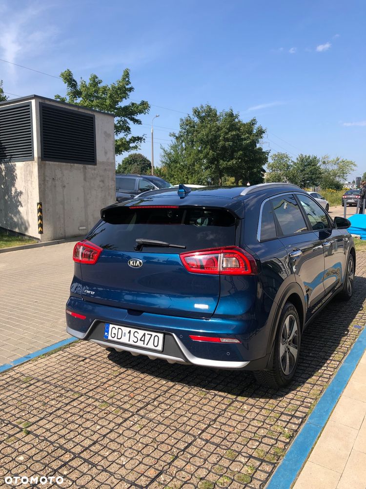 Kia Niro 1.6 GDI Hybrid L Business Line - 8