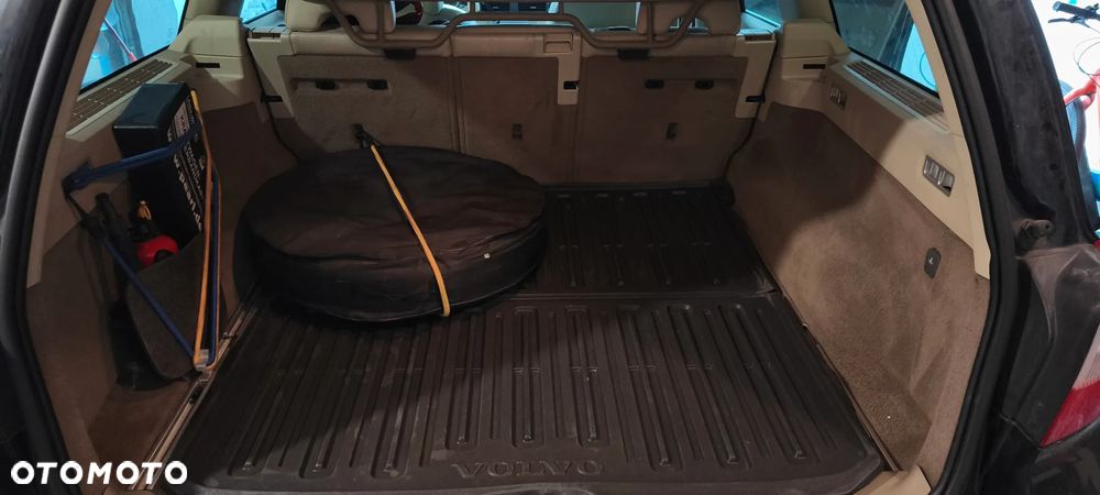 Volvo V70 3.2 Summum - 4