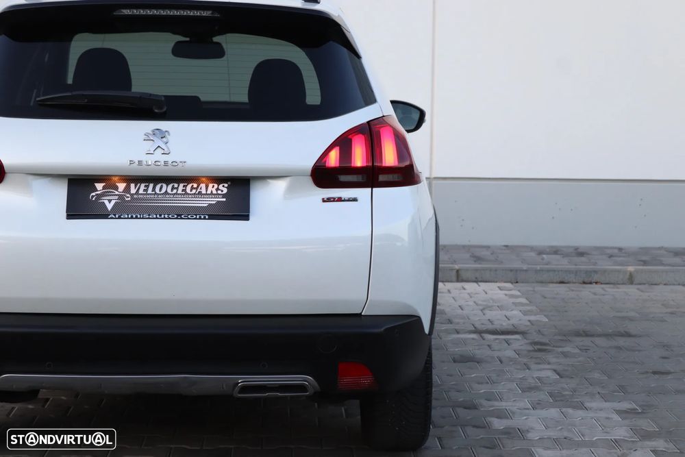 Peugeot 2008 1.2 PureTech GT Line - 23