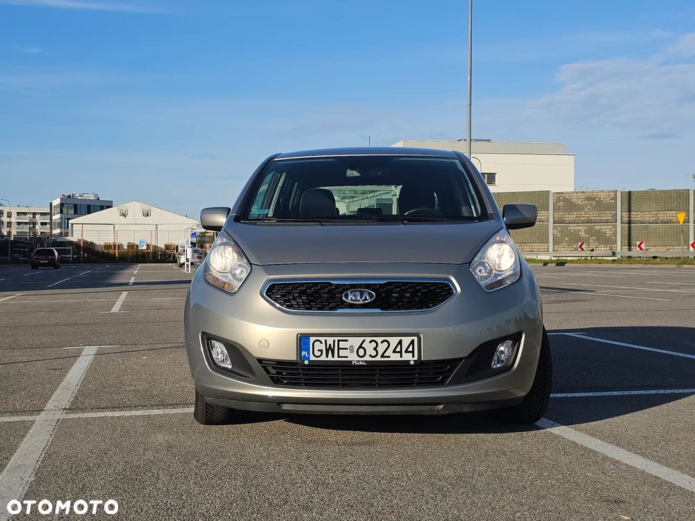 Kia Venga 1.6 L - 2