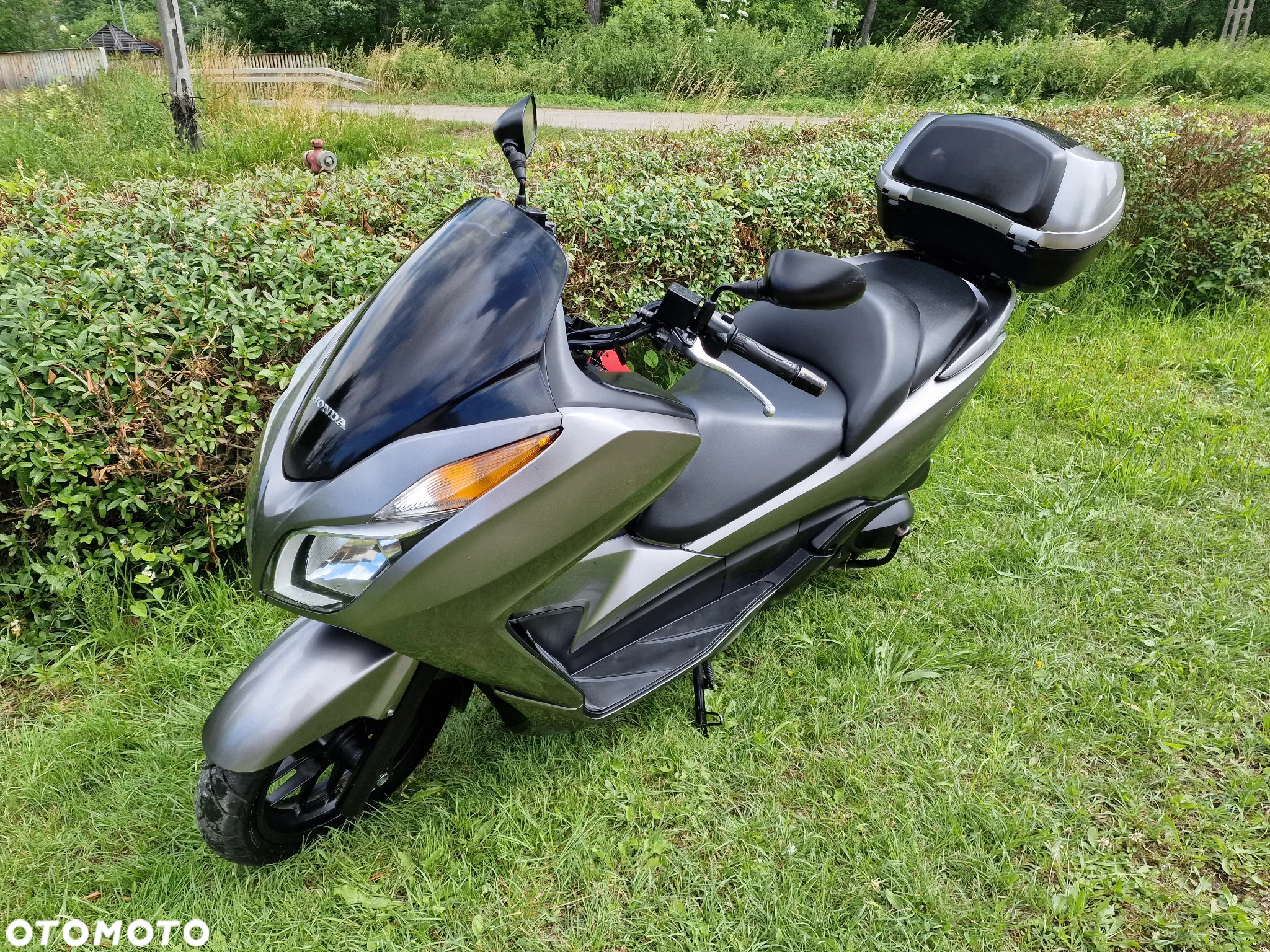 Honda NSS - 11