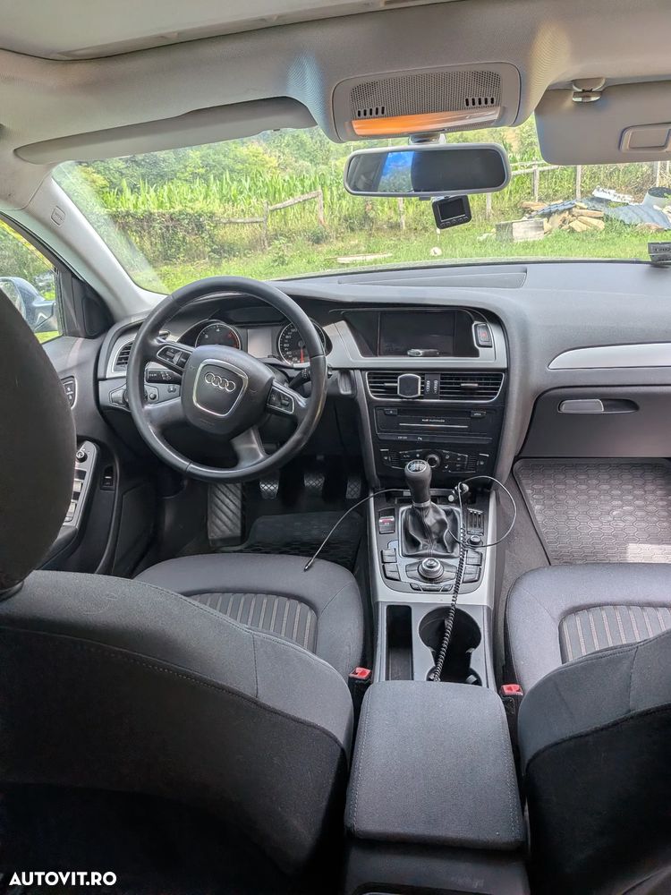 Audi A4 Limuzina 2.0 TDI B8 - 7