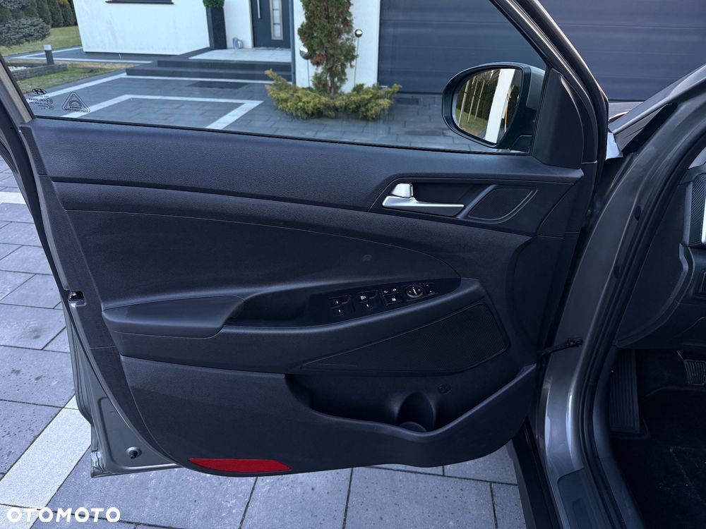 Hyundai Tucson 1.6 GDi 2WD Select - 16