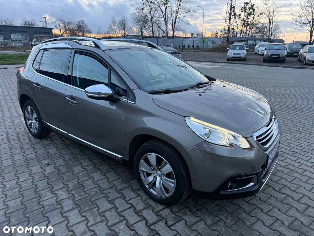 Peugeot 2008 120 VTI Allure - 12