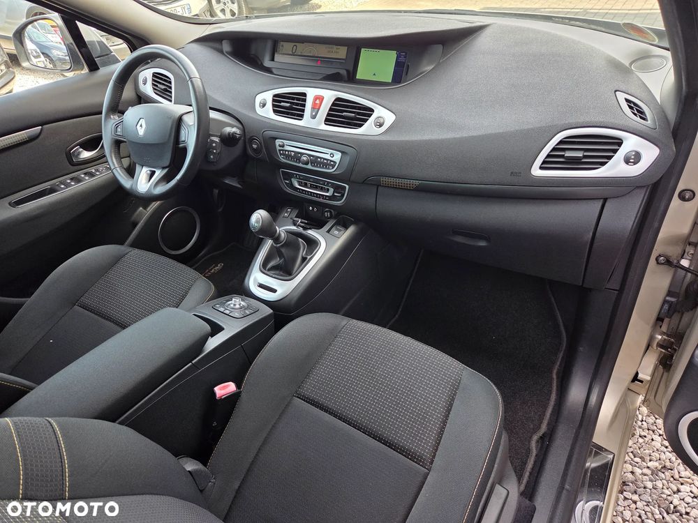 Renault Scenic TCe 130 Luxe - 13