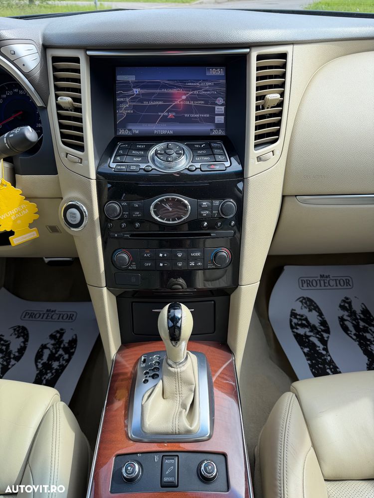 Infiniti FX 30 FX30d AWD Aut. S Premium - 9