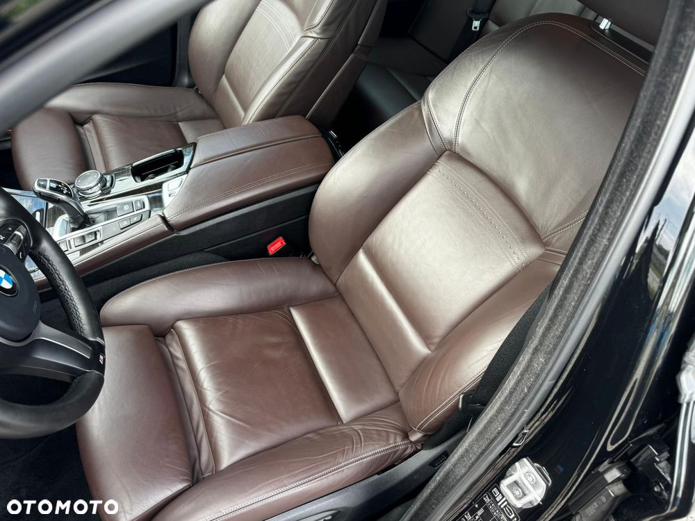 BMW Seria 5 535d xDrive - 9