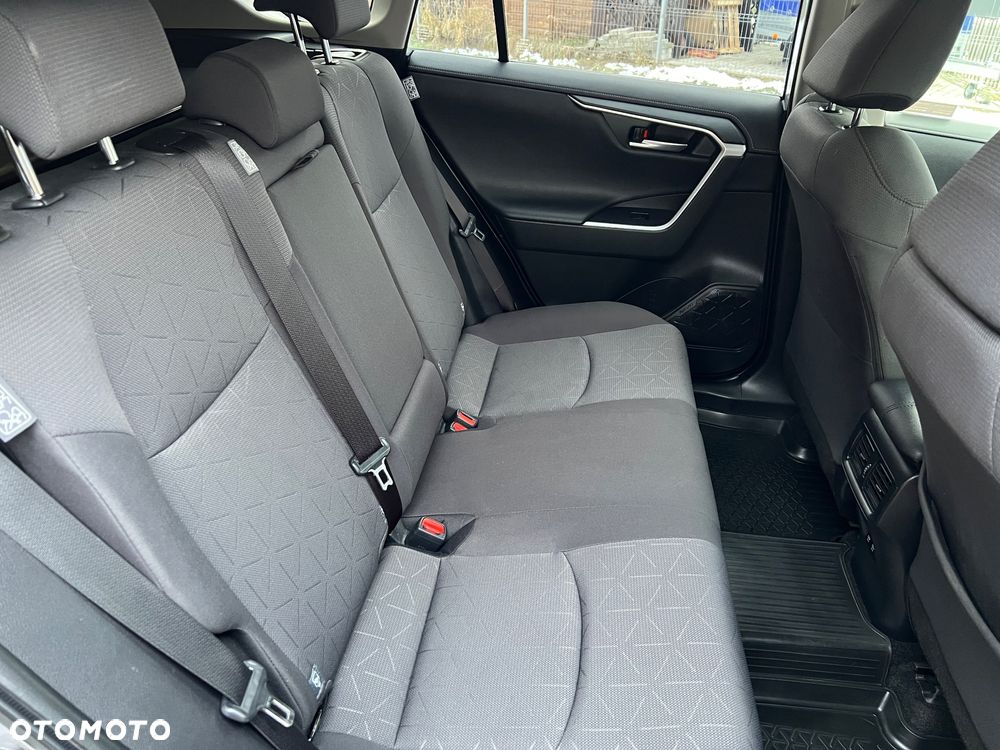 Toyota RAV4 - 11
