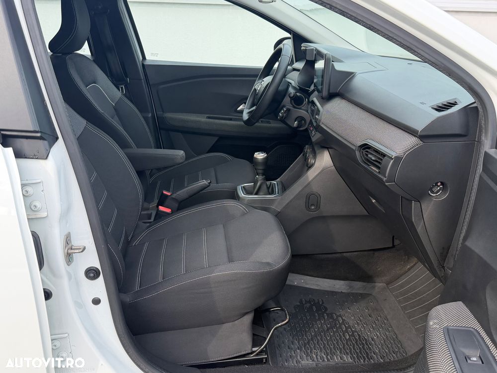Dacia Logan TCe 90 MT6 Comfort - 17